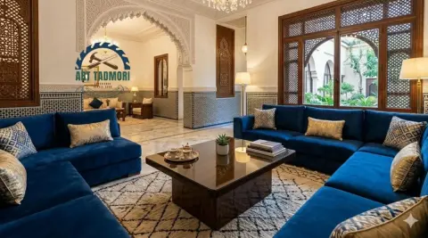 طاولة صالون عصرية بتصميم راقٍ يجمع بين الفخامة والبساطة ✨