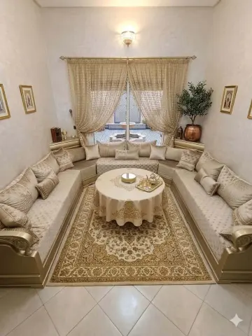 صالون مغربي فاخر بتصميم أنيق وجودة عالية