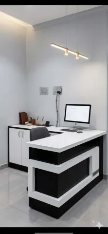 كونتوار استقبال عصري بتصميم أنيق وفاخر